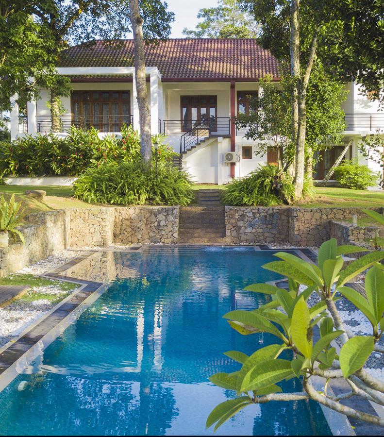 Villa Crystals Malabe Exterior foto